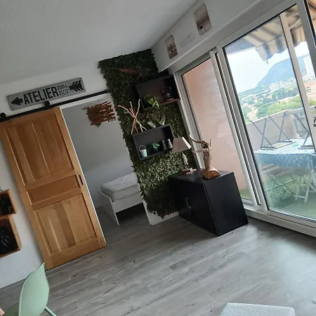 T2 Tamaris Апартаменты Ла-Сейн-сюр-Мер